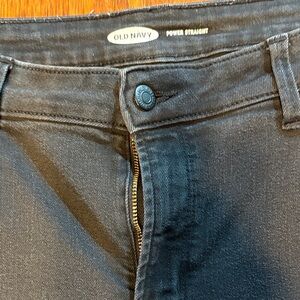 Old Navy Women's Black Straight Leg Jeans